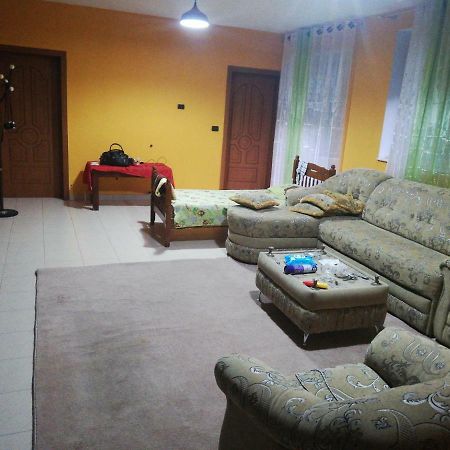 Hotel Albania Голем Экстерьер фото